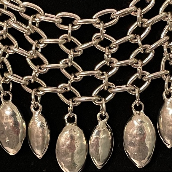 Stunning Faceted Crystals Necklace Silver - Picture 5 of 5